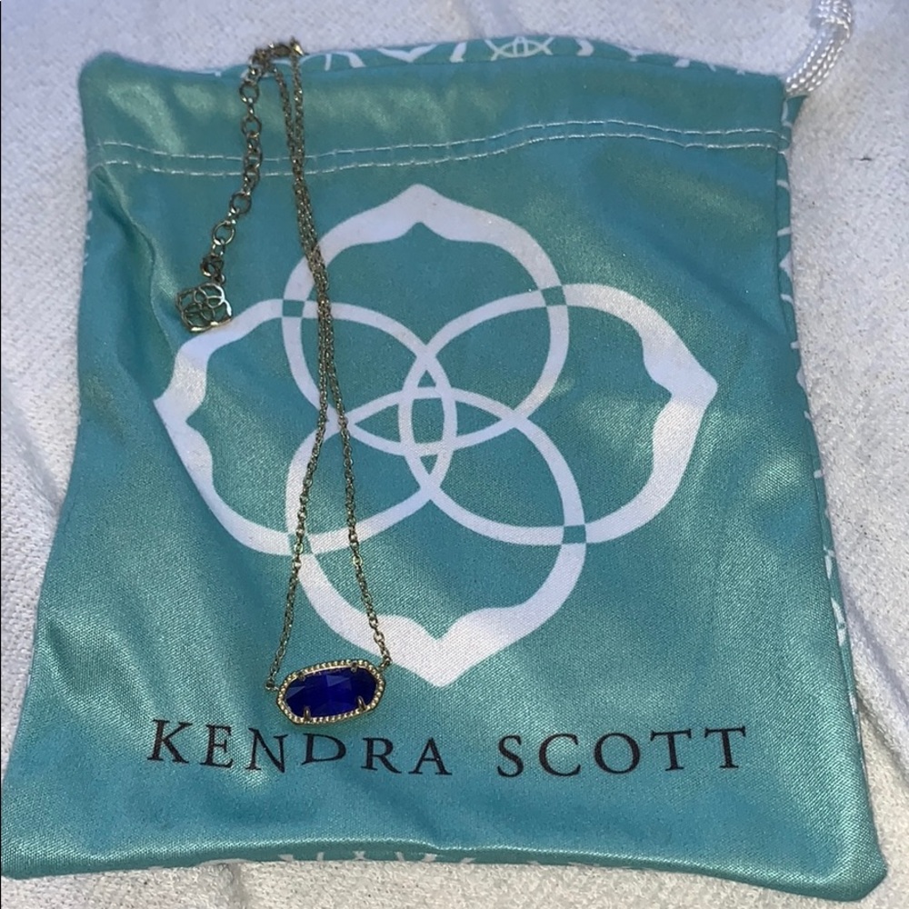 Blue Kendra scott necklace